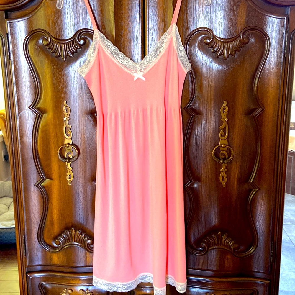 Absolutely romantic nightie in size 12